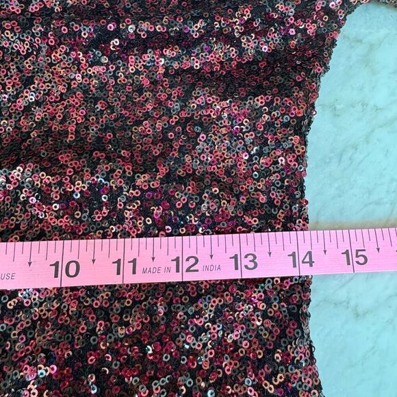 Express Burgundy Sequin Dress Size 6 Womens Bodycon Fitted V-neck Back zip - Picture 8 of 10